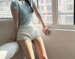 在17c吃瓜的意乱情迷中，永不迷路，说的貌似是心，却是目光游离。