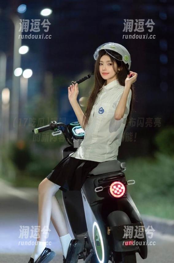 喂喂,17吃瓜官网发布闪亮亮的新内容,快来看前方高能!-润逗兮 喂喂,17吃瓜官网发布闪亮亮的新内容,快来看前方高能!-润逗兮