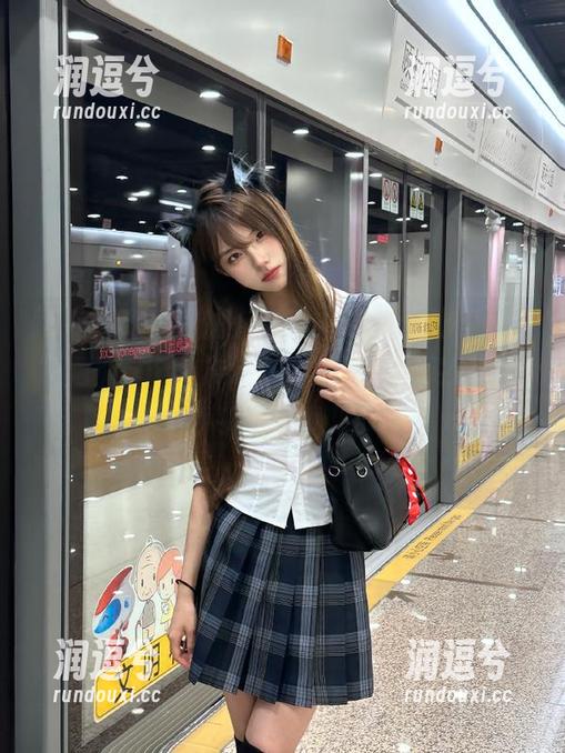 咱们的“51cg吃瓜网站”网页是个集市，逛一逛，总能买到些热乎乎的瓜事儿！-润逗兮