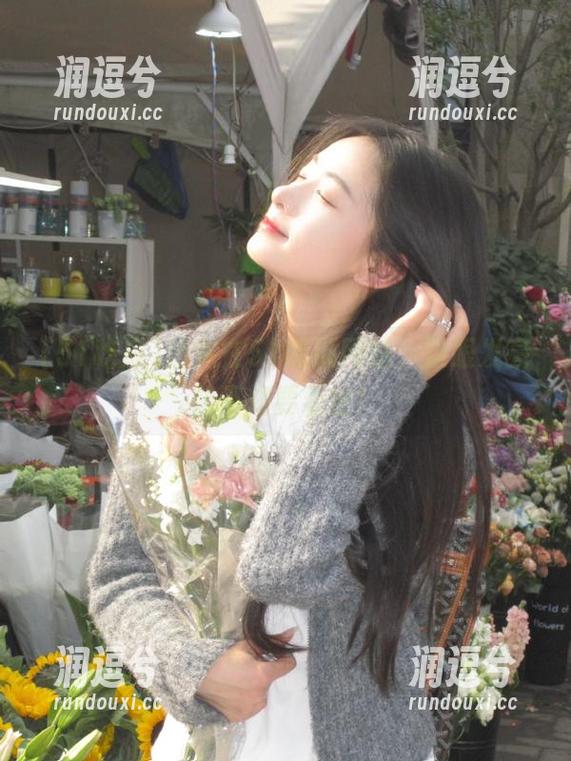 迷失在51吃瓜网站，双眼发亮却不知要看啥！-润逗兮