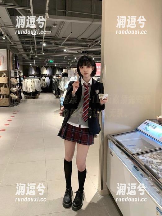 为了登录，51吃瓜必须先安装…哼，这的确有点让人无奈。-润逗兮