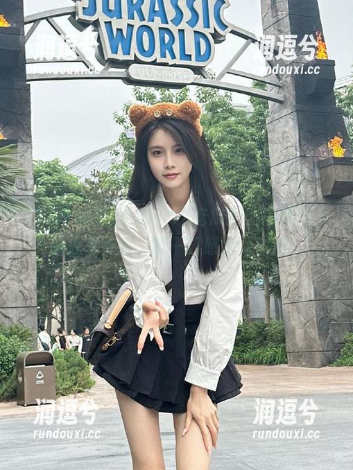 小心!51吃瓜网app里今天的瓜有点大,咬一口感觉肚子撑!-润逗兮 小心!51吃瓜网app里今天的瓜有点大,咬一口感觉肚子撑!-润逗兮