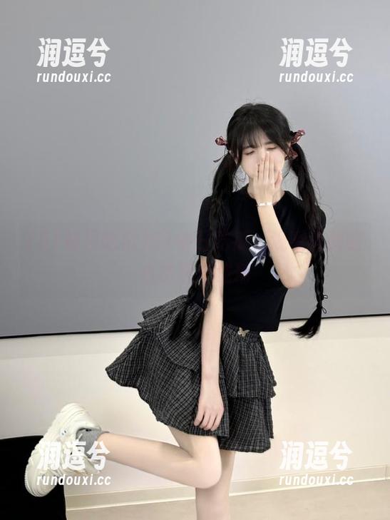 51每日吃瓜，观看黑料的心态逐渐成精-润逗兮
