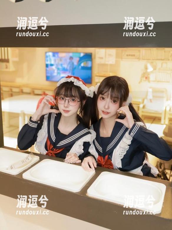 说是54黑料，实际上和51黑料网站一模一样，难道都被我发现了？哈哈，这瓜太甜！-润逗兮
