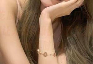 在www吃瓜网.top，资源丰富到让人眼花缭乱，真是拯救了我的闲暇时光！