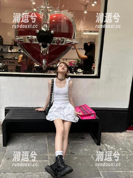 只要你进五一吃瓜官网,吃瓜就像嗑葱——完全不用花钱!-润逗兮 只要你进五一吃瓜官网,吃瓜就像嗑葱——完全不用花钱!-润逗兮