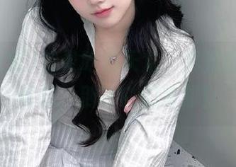 登录吃瓜天堂，鲜辣的八卦等着你，别让它们冷却！