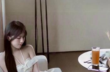 劝你早下载“好莱坞黑料正能量”网页版，不然人家瓜漏你就亏了！