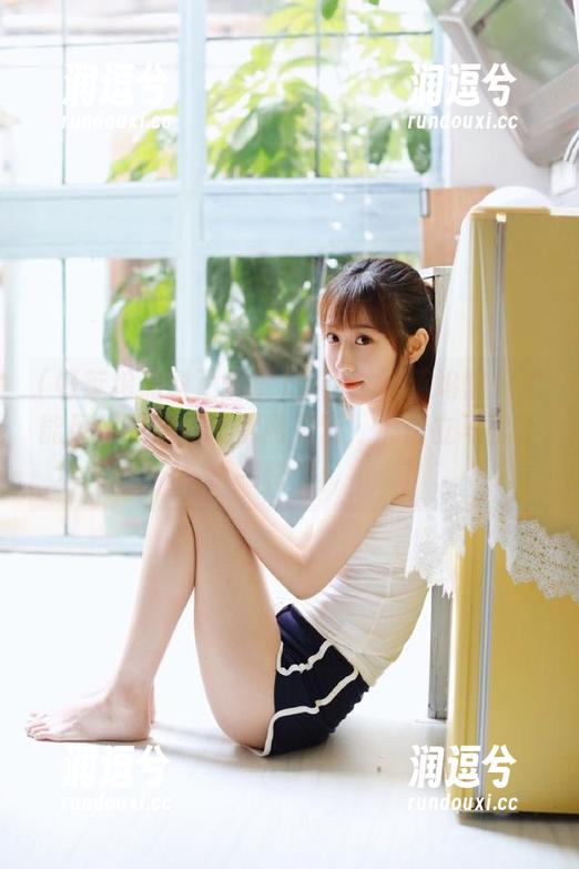体验过好莱坞黑料正能量苹果版？告别网页版，心情立马就不一样了！-润逗兮