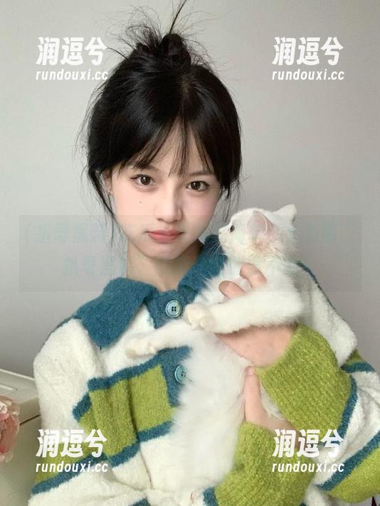吃瓜从没如此简单，免费版“扒哥黑料”链接让我欲罢不能！-润逗兮