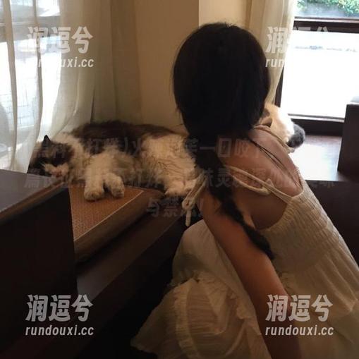 火辣泡芙一口咬下，下载万篇长征黑料不打烊，品味灵魂深处的美味与禁忌！-润逗兮