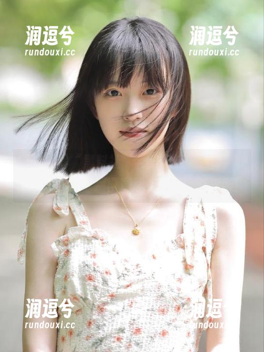 “黑料社”会是你的新选择，快来下载，没事别再刷朋友圈了，苦逼吗！-润逗兮