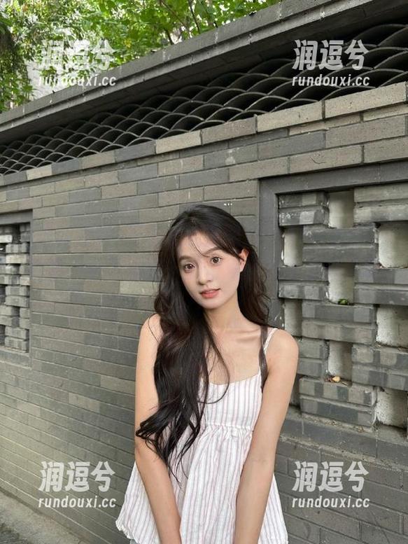 一不小心就被黑料社APP吸引，打着“永不迷路”的口号，这也太爽了吧！-润逗兮