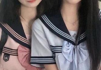“有人说黑料社区的入口很奇怪，但我半夜还老是点开，”是我太无聊了么……