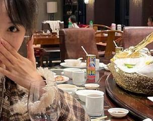 嗨，看这网址，黑料网站上爆料真是无奇不有，瞬间让我想问还有啥没料过？