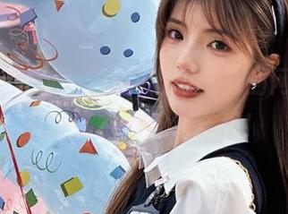 “黑料老司机”的网址，带你游荡在八卦海洋里！