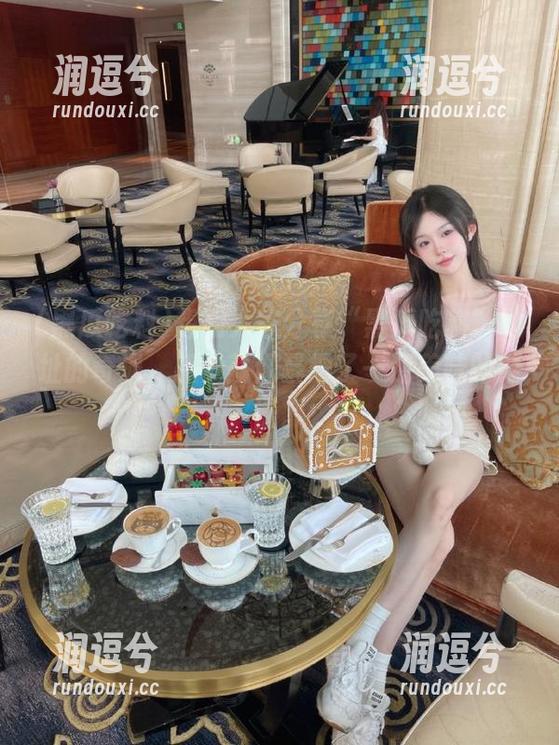 想和大家分享“黑瓜吃料”地址的奇遇，感觉就像暴露了一道美味的菜谱。-润逗兮